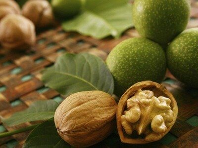 Premium Kashmiri walnuts